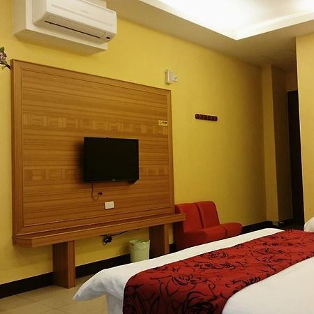 Sun Moon Lake Crystal B&B Nantou Bagian luar foto